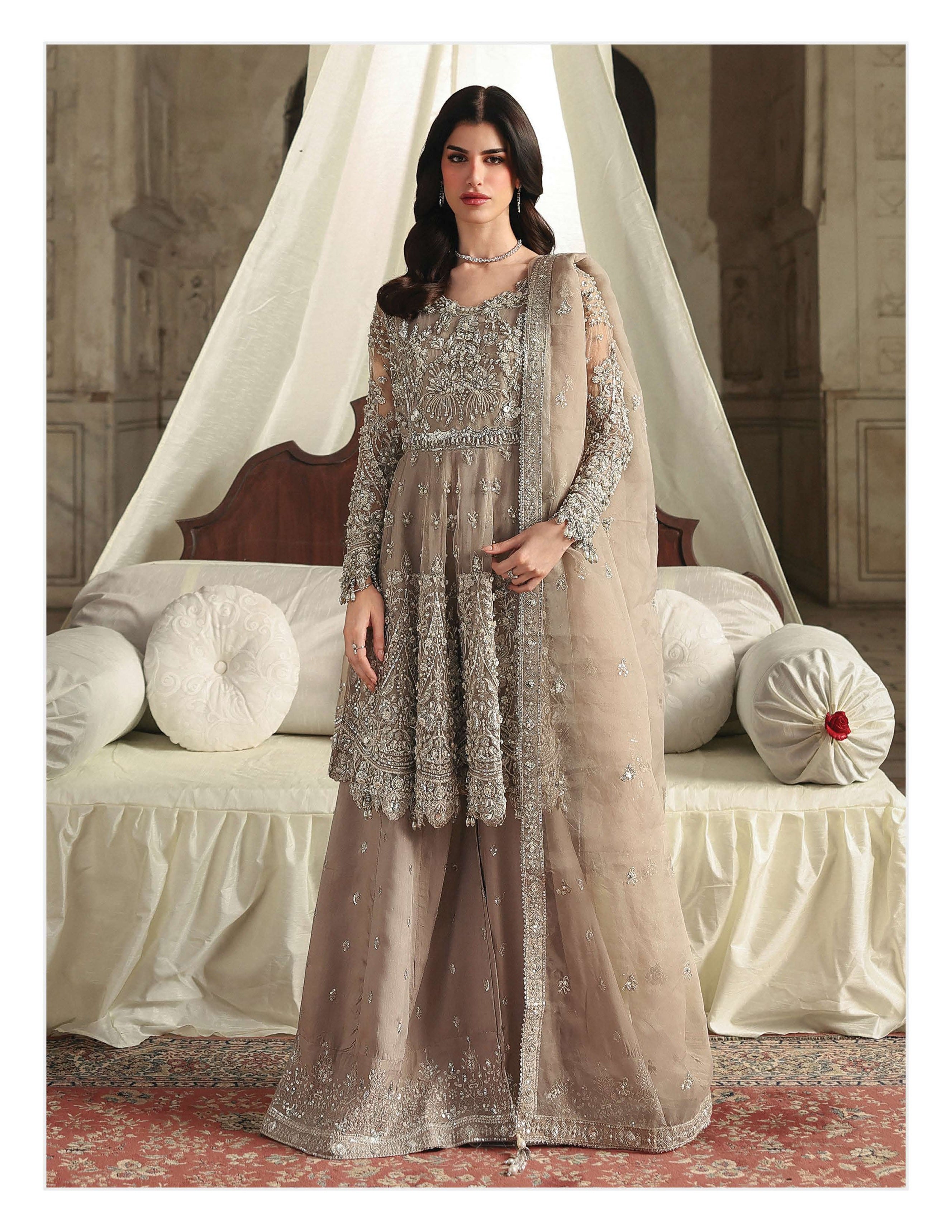 Pakistani lawn suits Uae