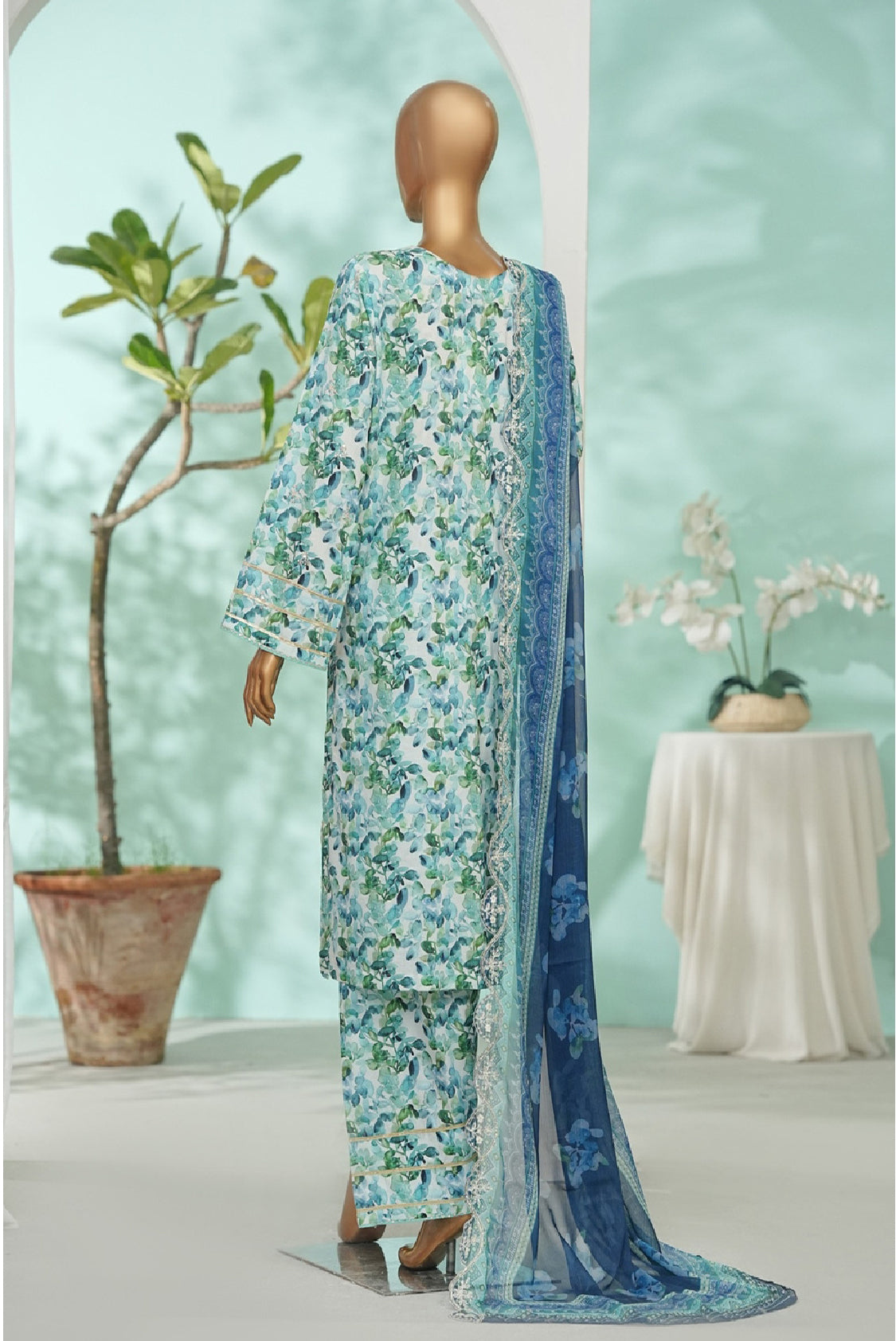 Farshi Suit An Ideal Outfit